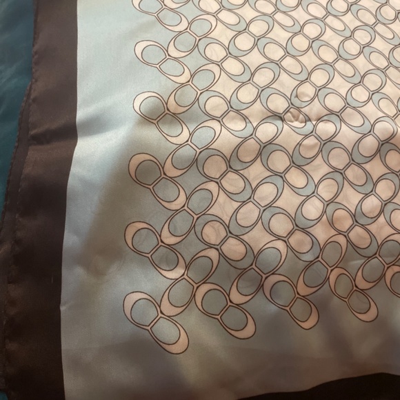 Scarf - Picture 2 of 2